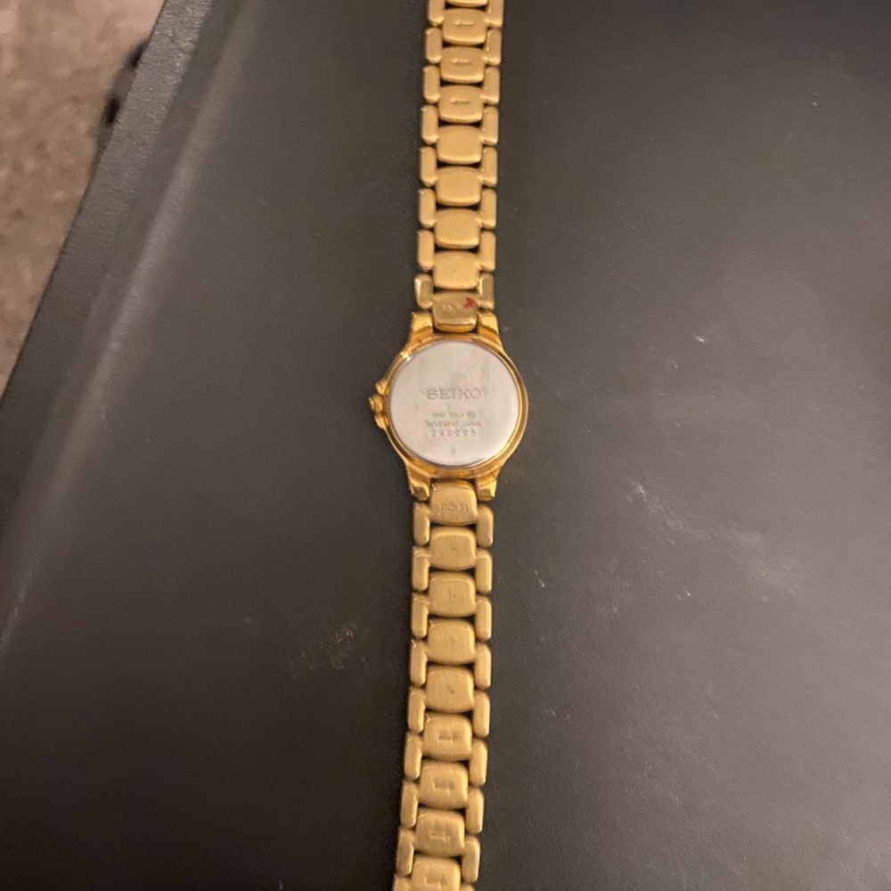 Watch - Picture 3 of 11